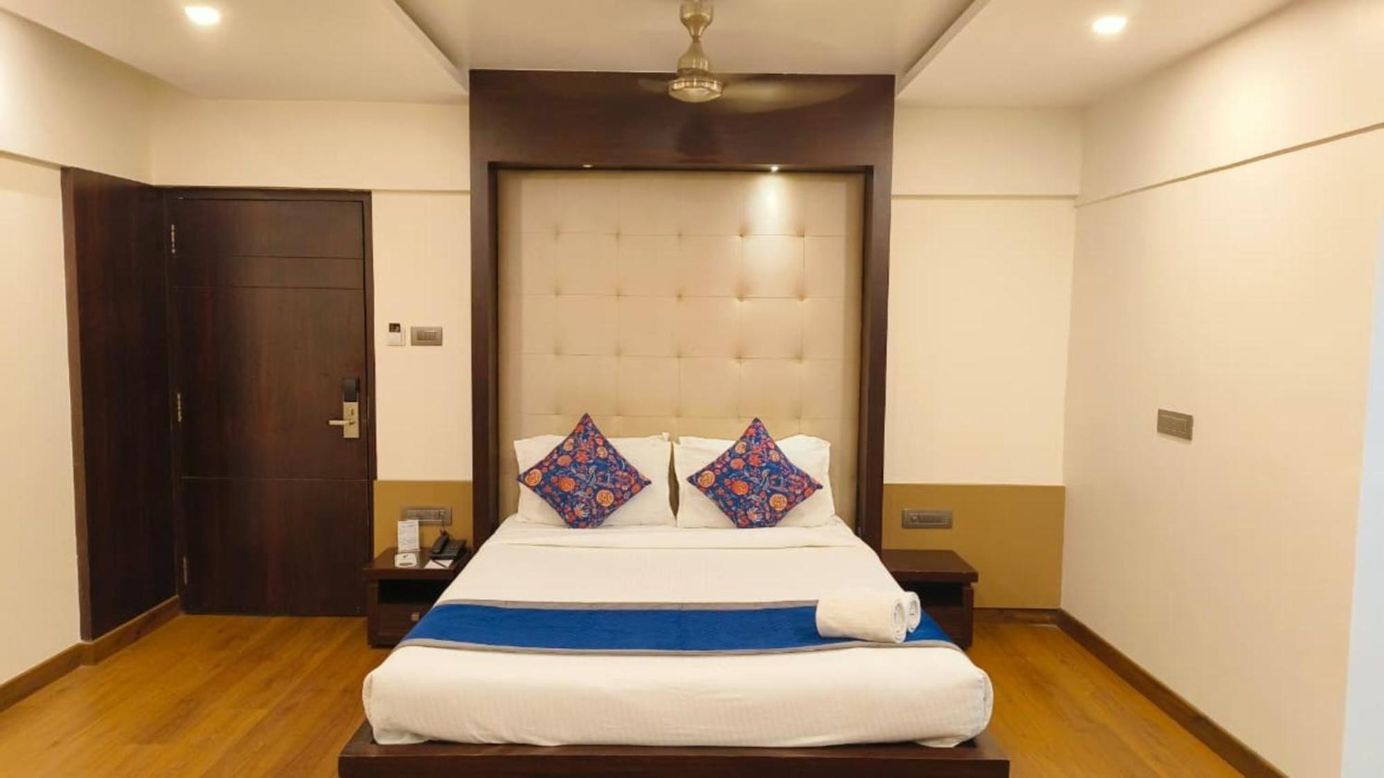 Hotel Le Grande - Mumbai International Airport — Fotos 2